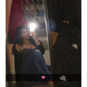 Meet your Posher, Julia